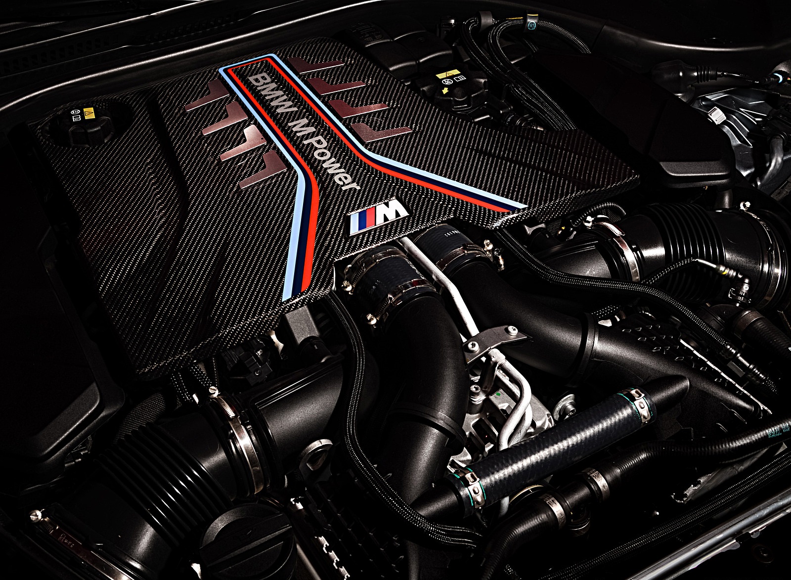BMW m5 f90 мотор