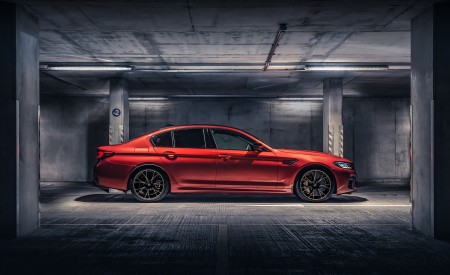 2021 BMW M5 Competition (UK-Spec) Side Wallpapers 450x275 (19)