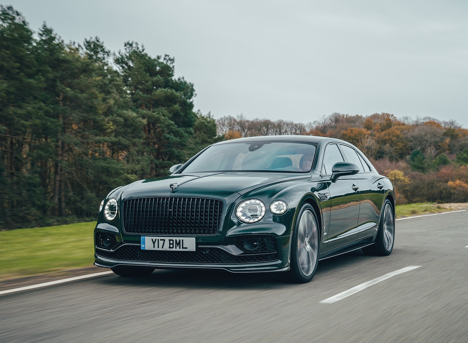 2021 Bentley Flying Spur V8 Front Three-Quarter Wallpapers #35 of 91
