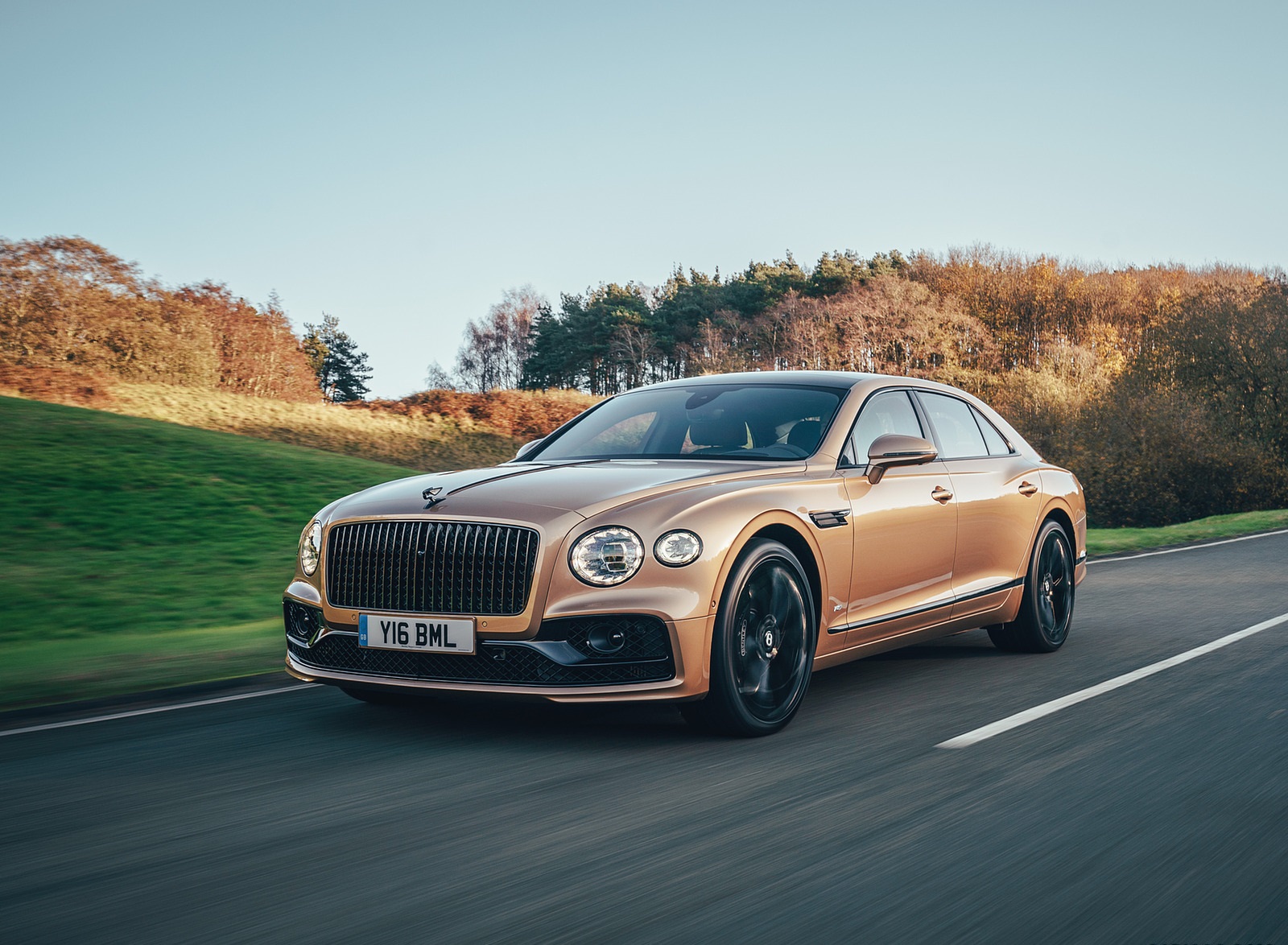 2021 Bentley Flying Spur V8 Front Three-Quarter Wallpapers #51 of 91