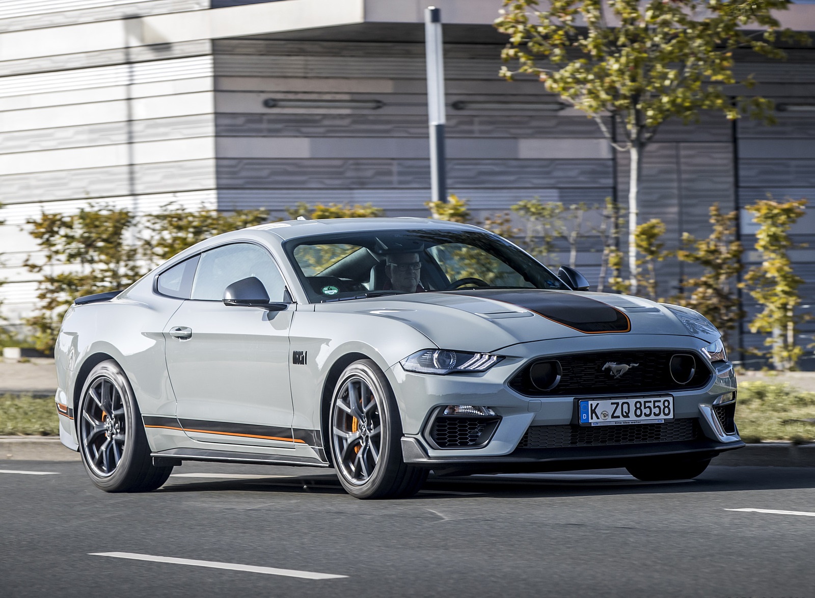 2021 Ford Mustang Mach 1 (EU-Spec) (Color: Fighter Jet Gray) Front Three-Quarter Wallpapers #61 of 94