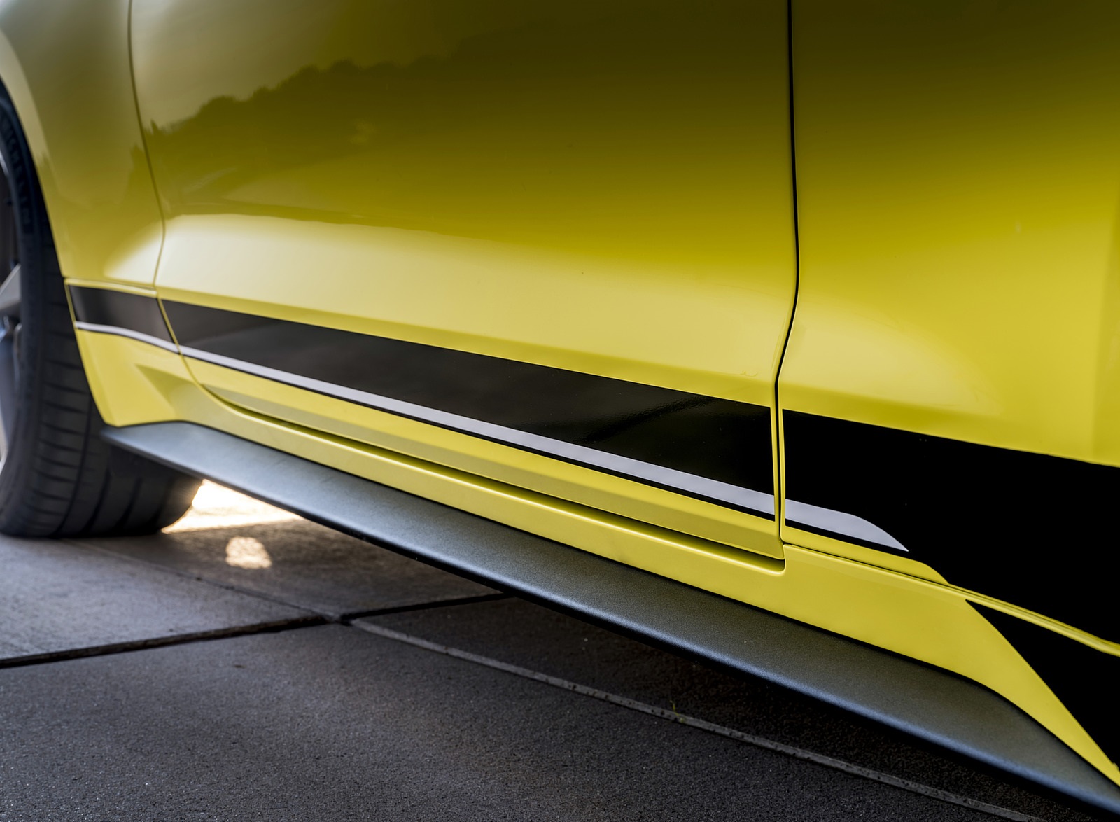 2021 Ford Mustang Mach 1 (EU-Spec) (Color: Grabber Yellow) Detail Wallpapers #28 of 94