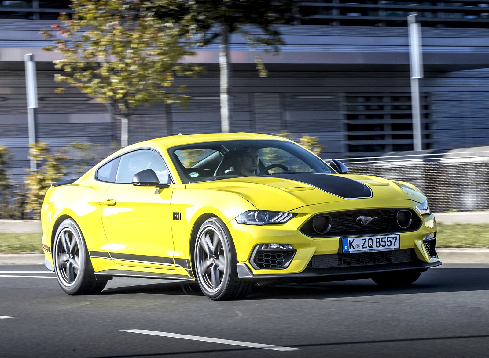 2021 Ford Mustang Mach 1 (EU-Spec) (Color: Grabber Yellow) Front Three-Quarter Wallpapers #15 of 94