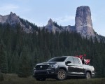 2021 Honda Ridgeline Front Three-Quarter Wallpapers  150x120 (7)