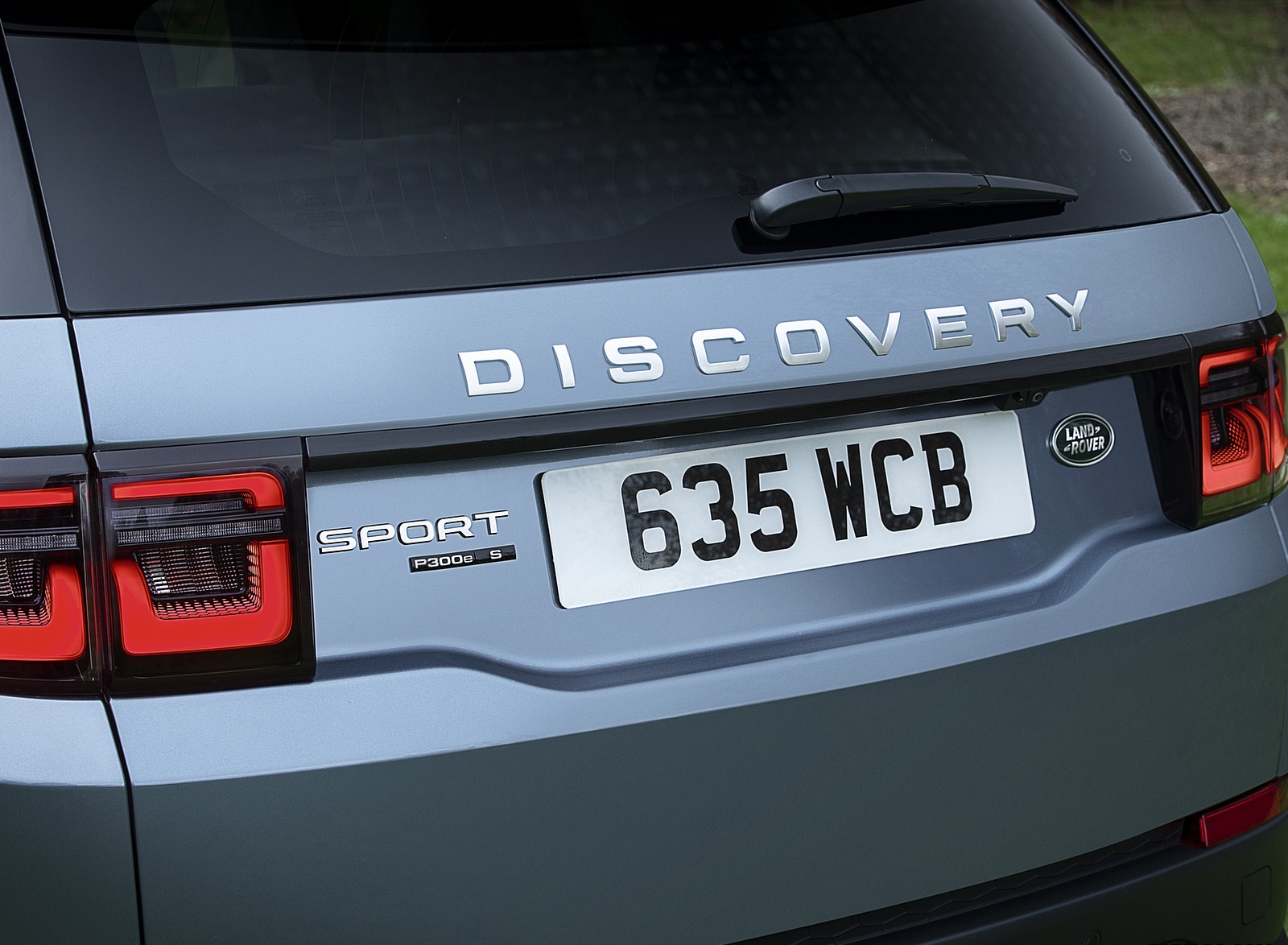 2021 Land Rover Discovery Sport P300e PHEV Detail Wallpapers #15 of 16