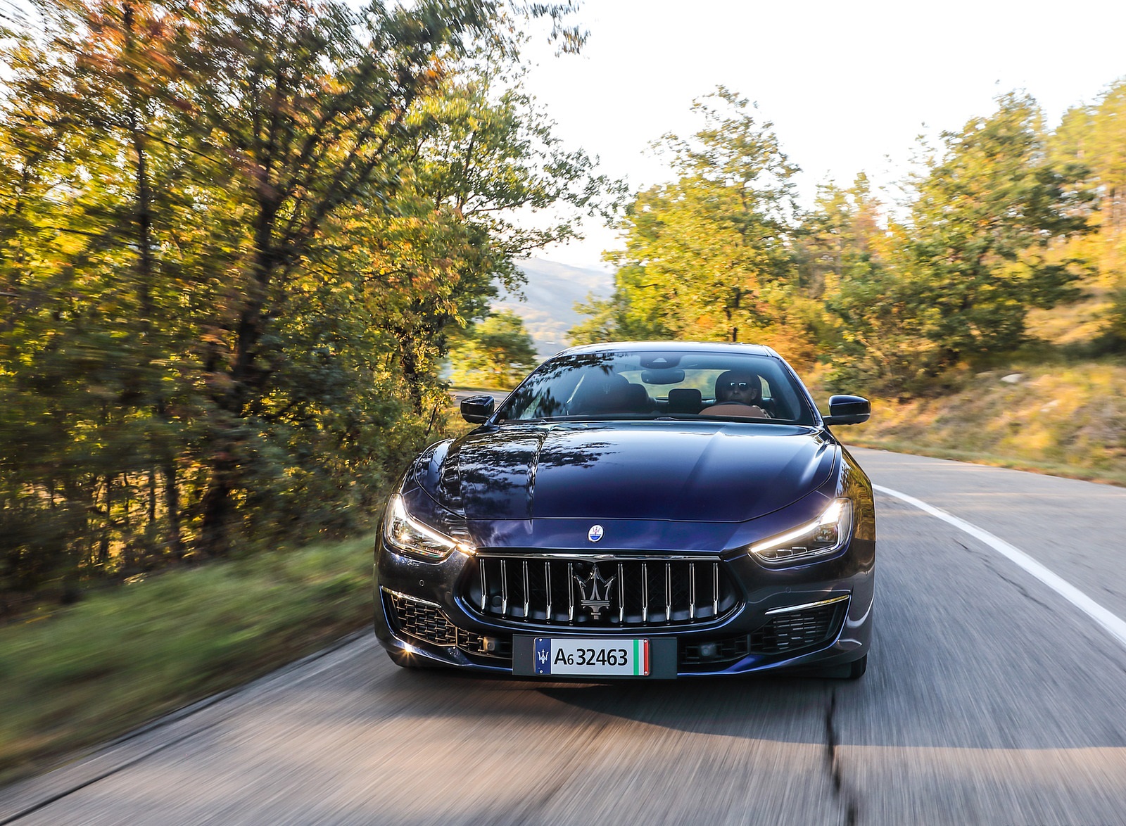 2021 Maserati Ghibli SQ4 GranLusso Front Wallpapers (5)