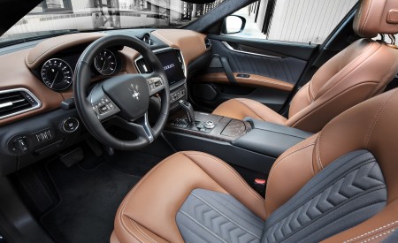 2021 Maserati Ghibli SQ4 GranLusso Interior Front Seats Wallpapers 450x275 (22)