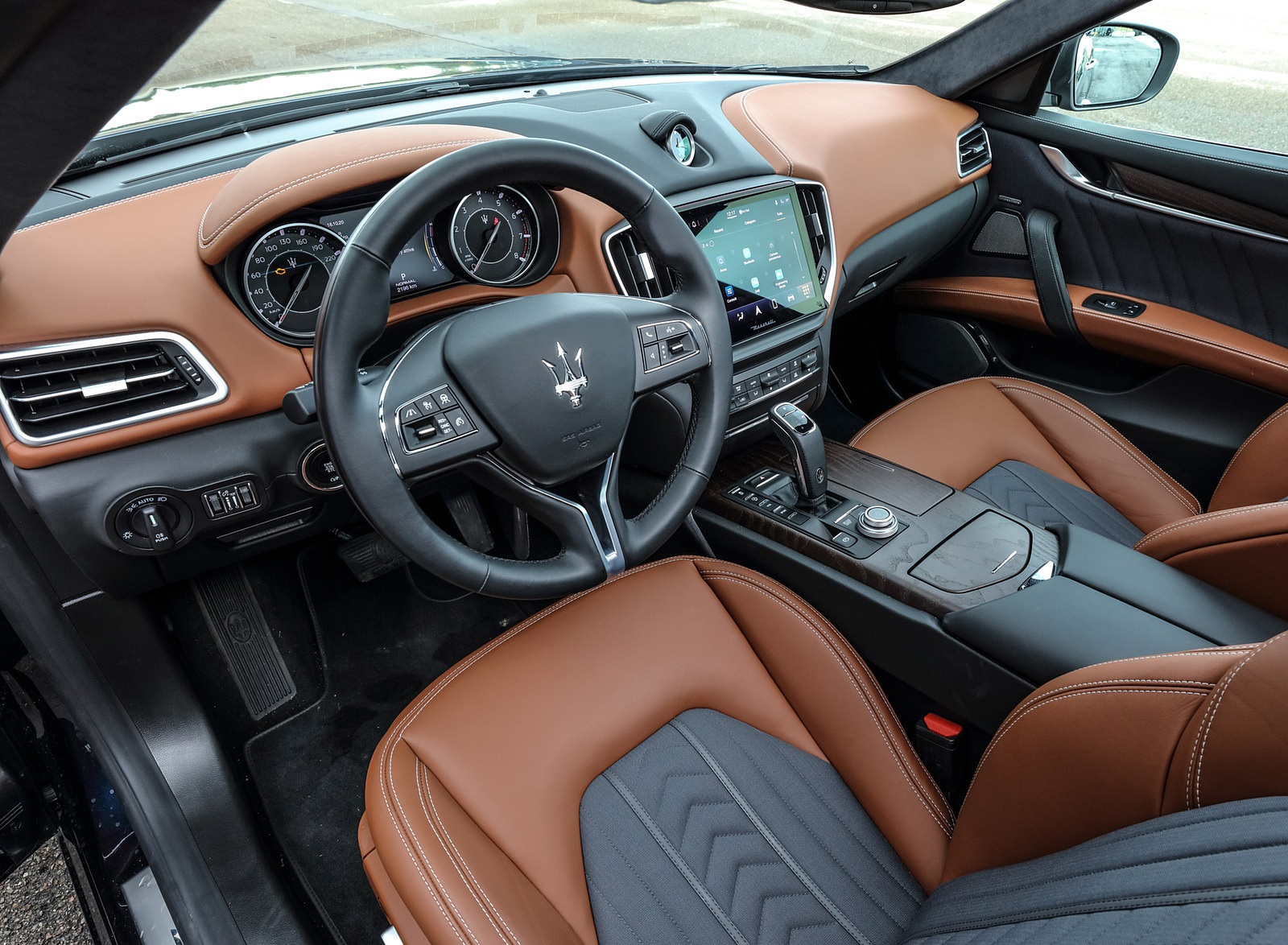 2021 Maserati Ghibli SQ4 GranLusso Interior Front Seats Wallpapers #23 of 25