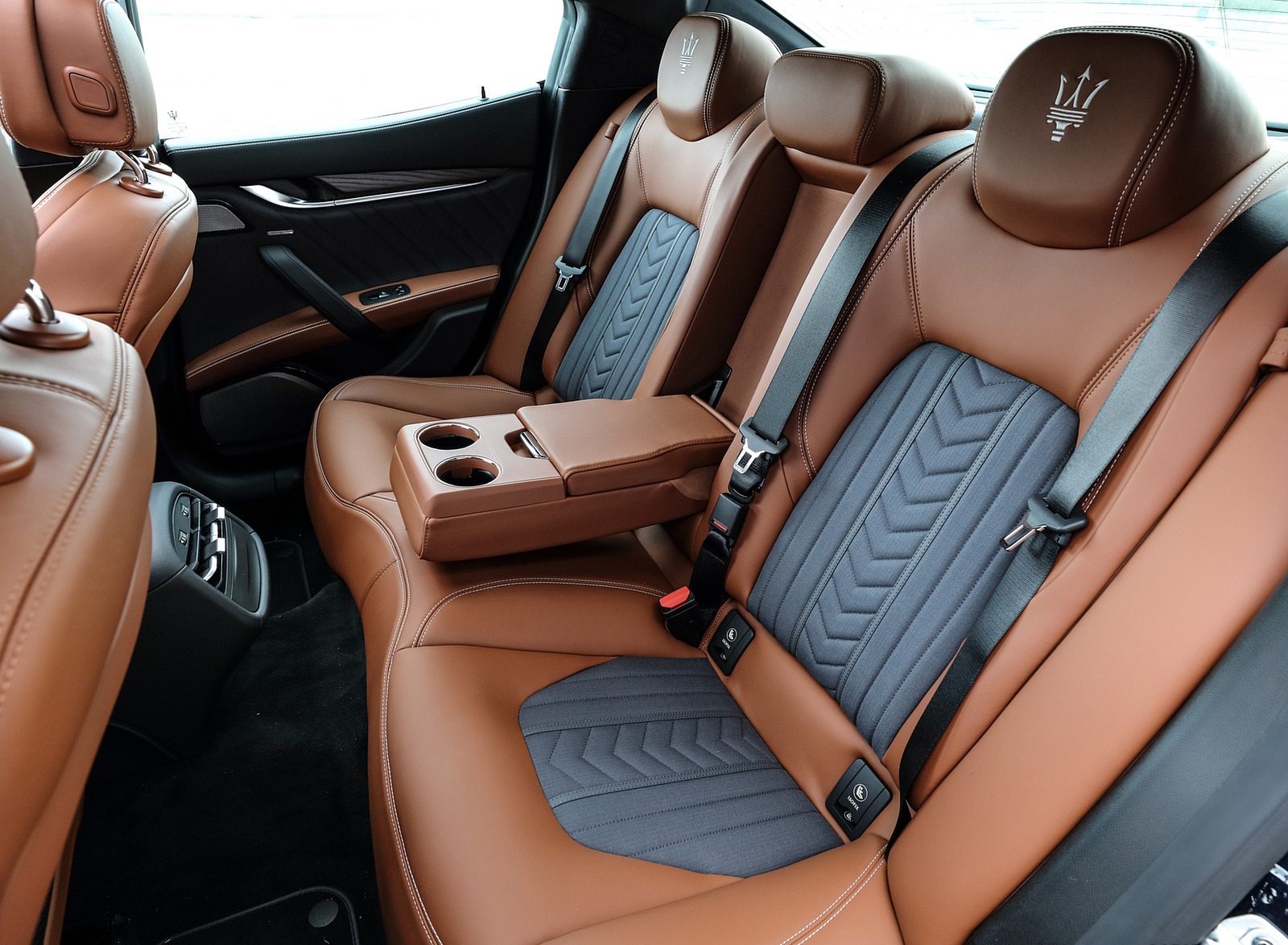 2021 Maserati Ghibli SQ4 GranLusso Interior Rear Seats Wallpapers #25 of 25
