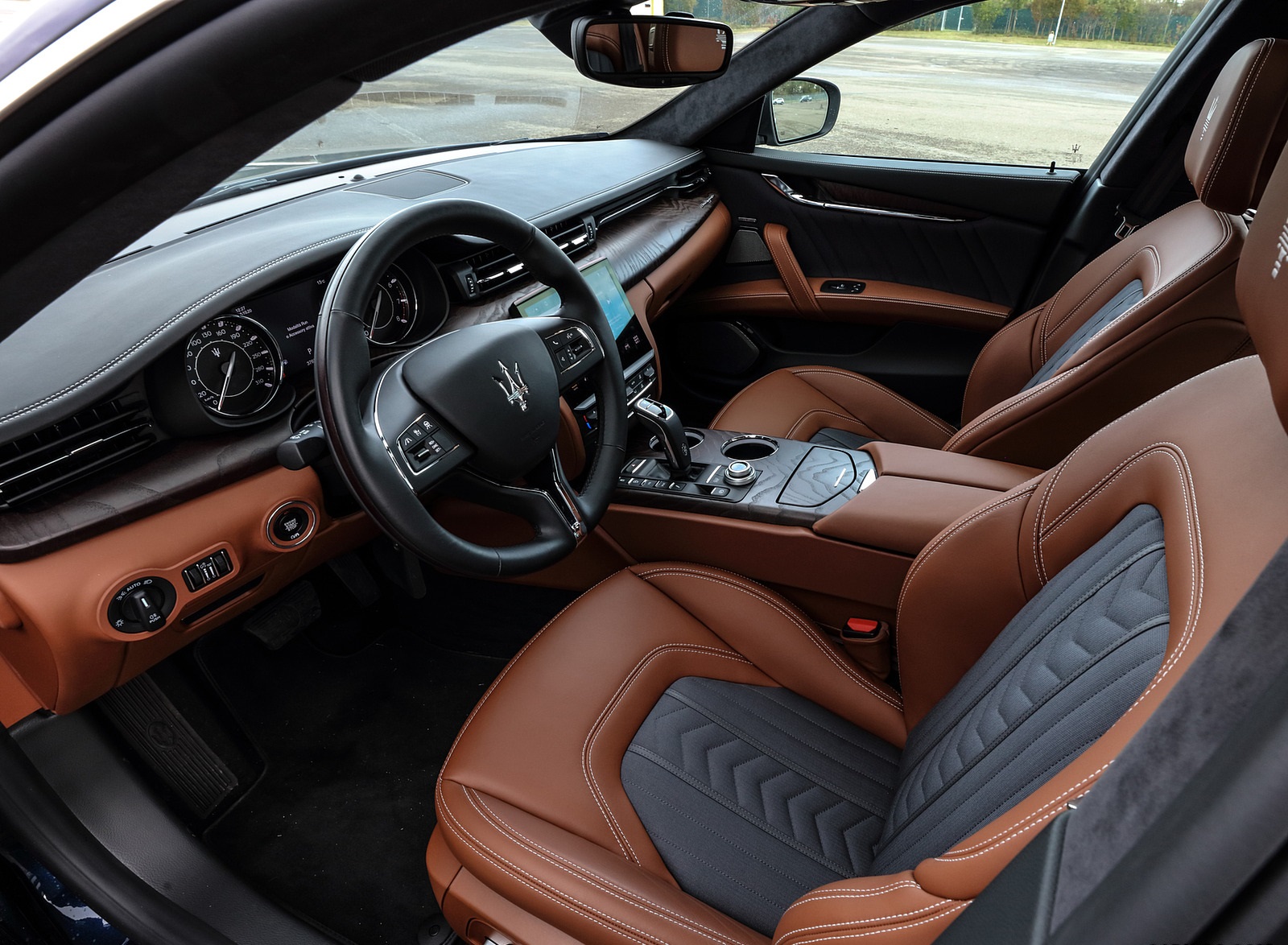 2021 Maserati Quattroporte SQ4 GranLusso Interior Front Seats Wallpapers #17 of 18