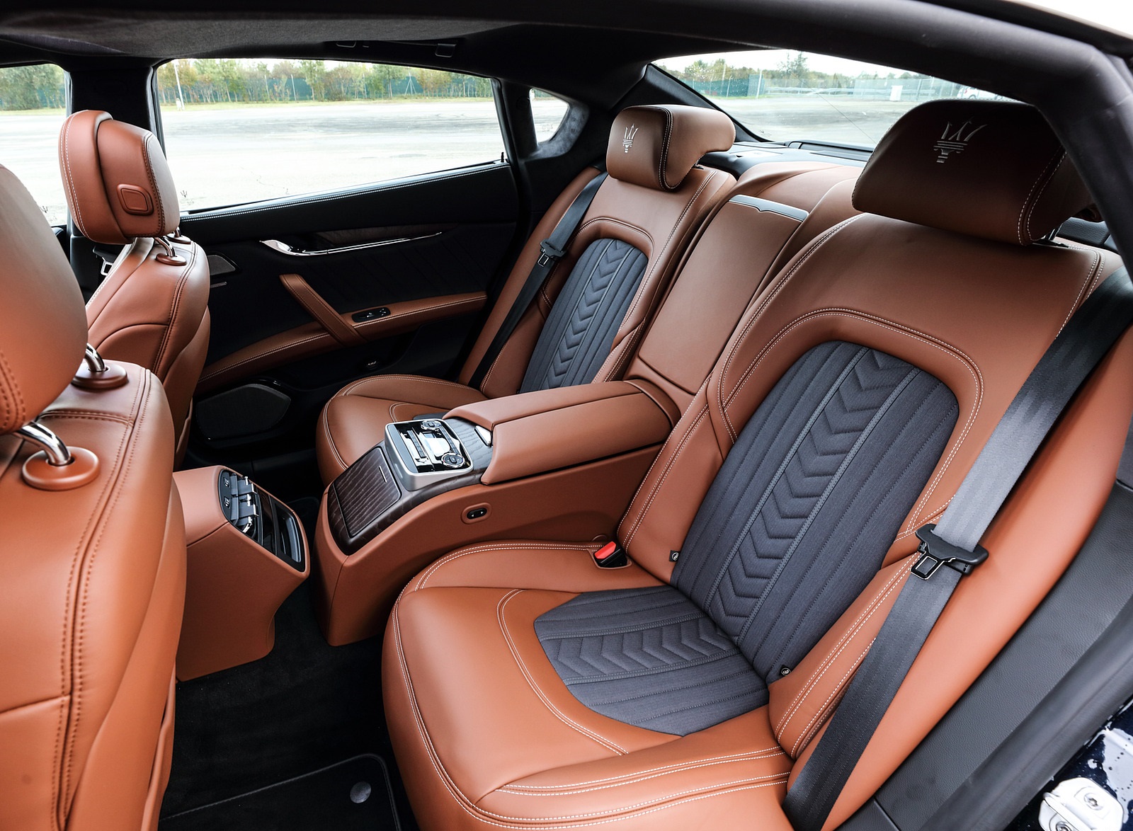 2021 Maserati Quattroporte SQ4 GranLusso Interior Rear Seats Wallpapers #18 of 18