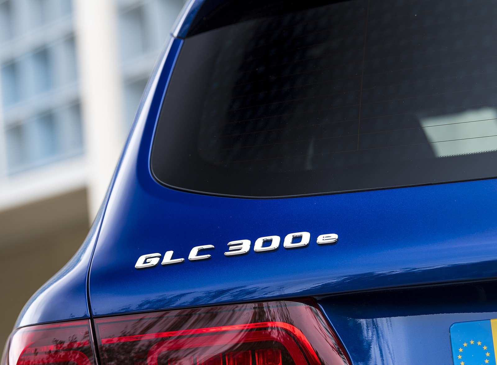 2021 Mercedes-Benz GLC 300 e Plug-In Hybrid (UK-Spec) Badge Wallpapers #57 of 84