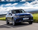 2021 Mercedes-Benz GLC 300 e Plug-In Hybrid (UK-Spec) Front Three-Quarter Wallpapers 150x120 (5)