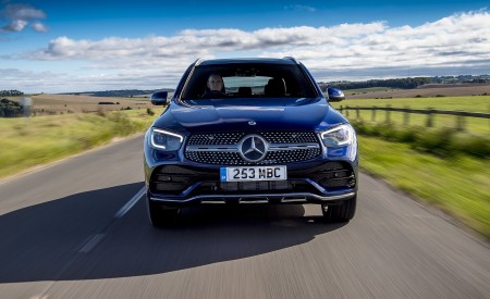 2021 Mercedes-Benz GLC 300 e Plug-In Hybrid (UK-Spec) Front Wallpapers 450x275 (6)