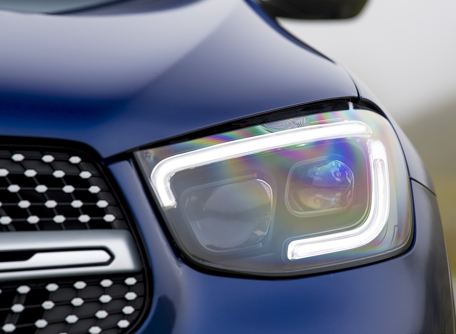 2021 Mercedes-Benz GLC 300 e Plug-In Hybrid (UK-Spec) Headlight Wallpapers #50 of 84