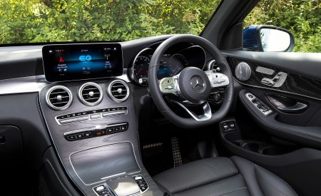 2021 Mercedes-Benz GLC 300 e Plug-In Hybrid (UK-Spec) Interior Wallpapers 450x275 (68)