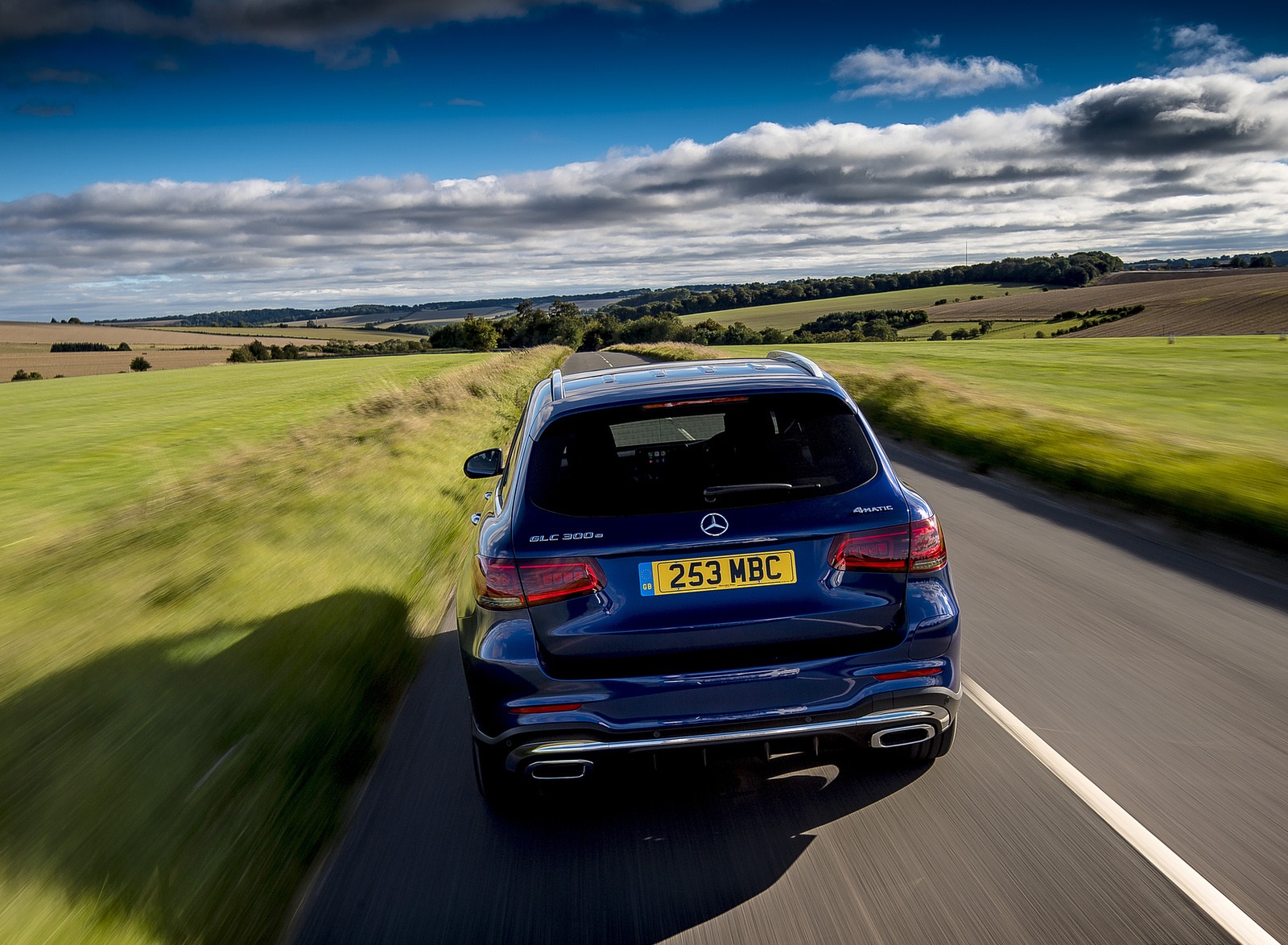 2021 Mercedes-Benz GLC 300 e Plug-In Hybrid (UK-Spec) Rear Wallpapers (8)