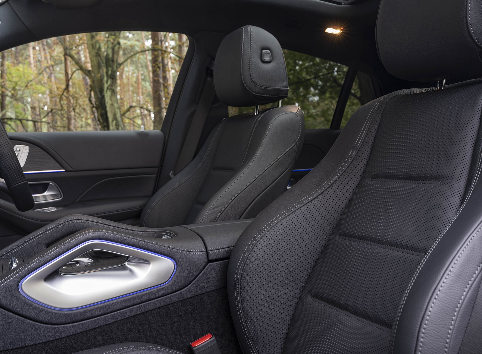2021 Mercedes-Benz GLE Coupé 400d (UK-Spec) Interior Front Seats Wallpapers #85 of 88