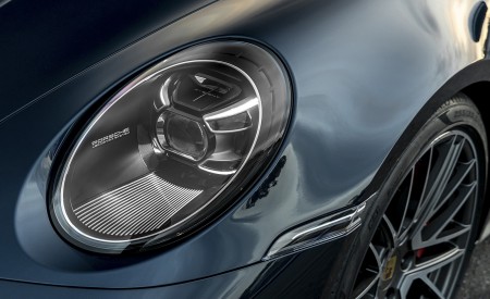 2021 Porsche 911 Turbo Cabrio (Color: Night Blue Metallic) Headlight Wallpapers 450x275 (12)
