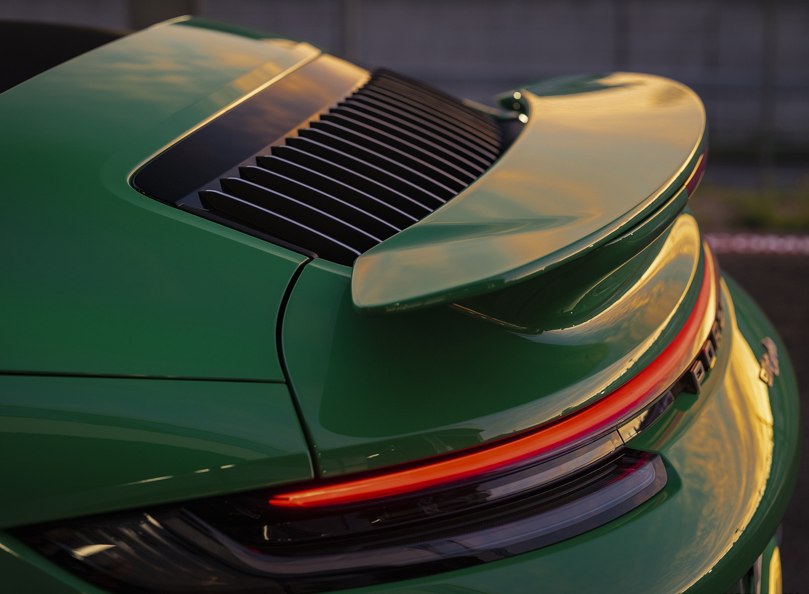 2021 Porsche 911 Turbo Cabrio (Color: Python Green) Spoiler Wallpapers #42 of 49
