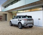 2021 Range Rover Evoque P300e PHEV Charging Wallpapers 150x120