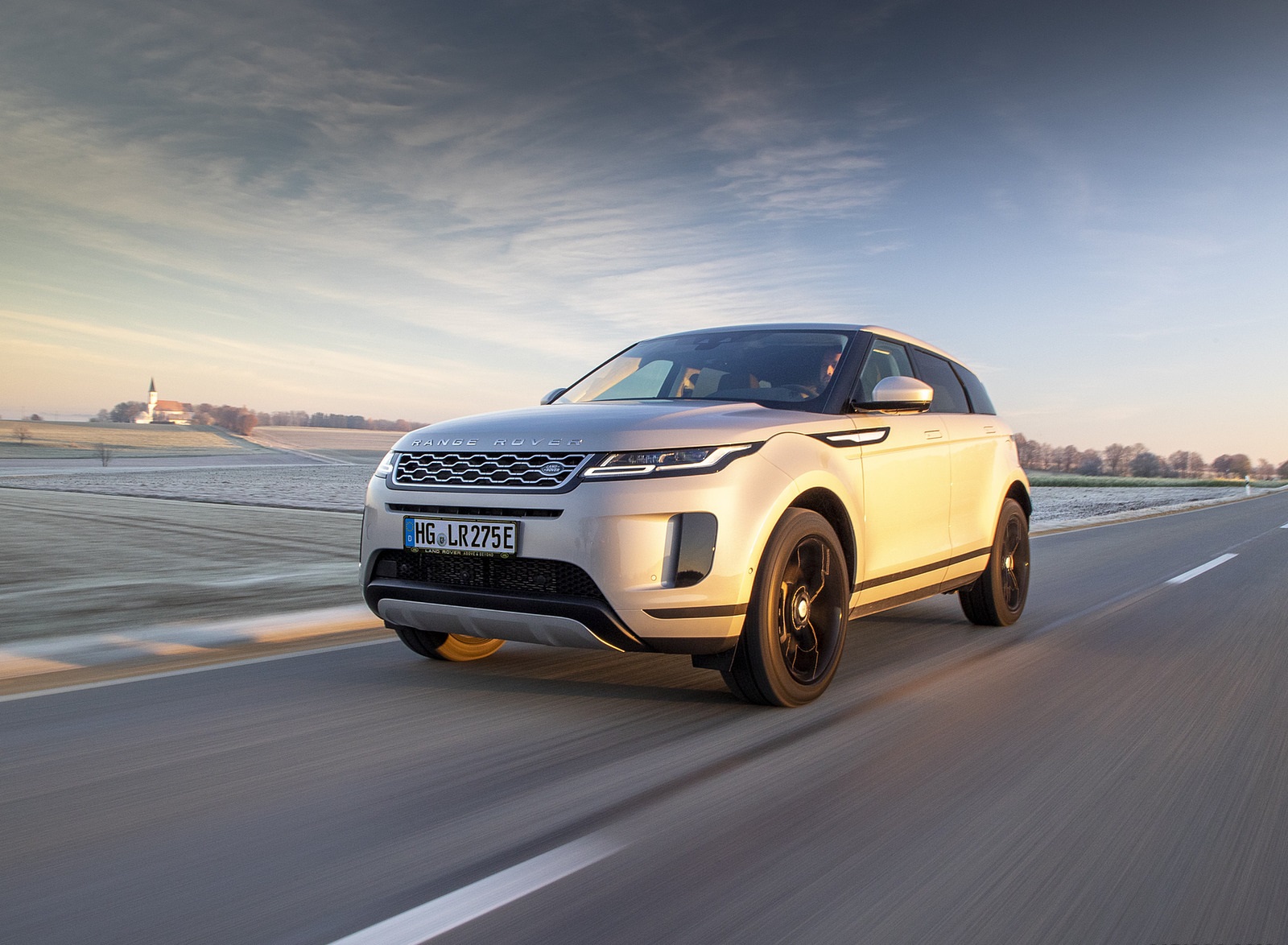 2021 Range Rover Evoque PHEV Front Three-Quarter Wallpapers #1 of 55