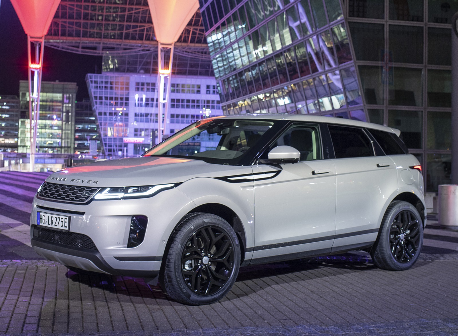 2021 Range Rover Evoque PHEV Front Three-Quarter Wallpapers #21 of 55