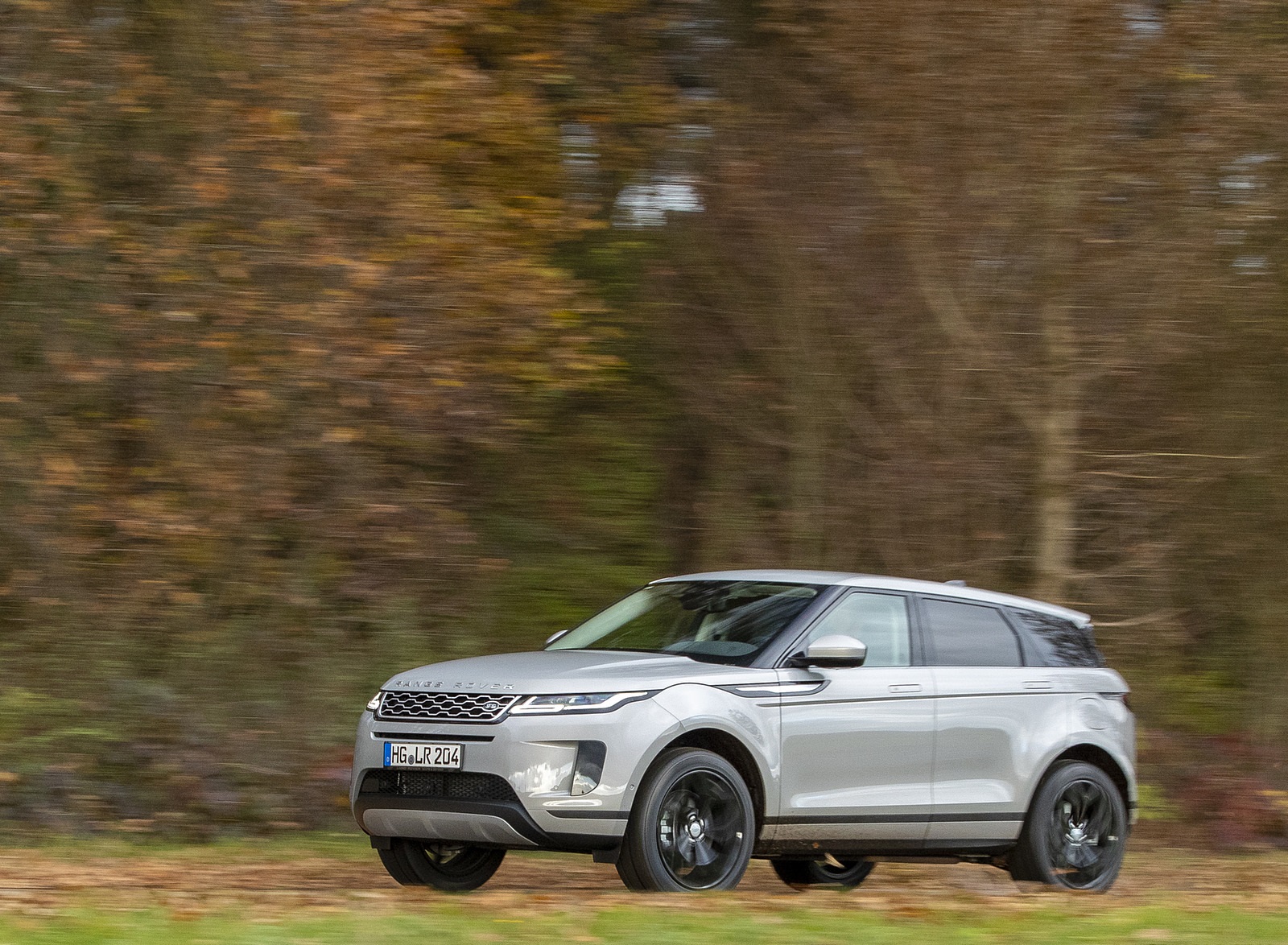 2021 Range Rover Evoque PHEV Front Three-Quarter Wallpapers (6)