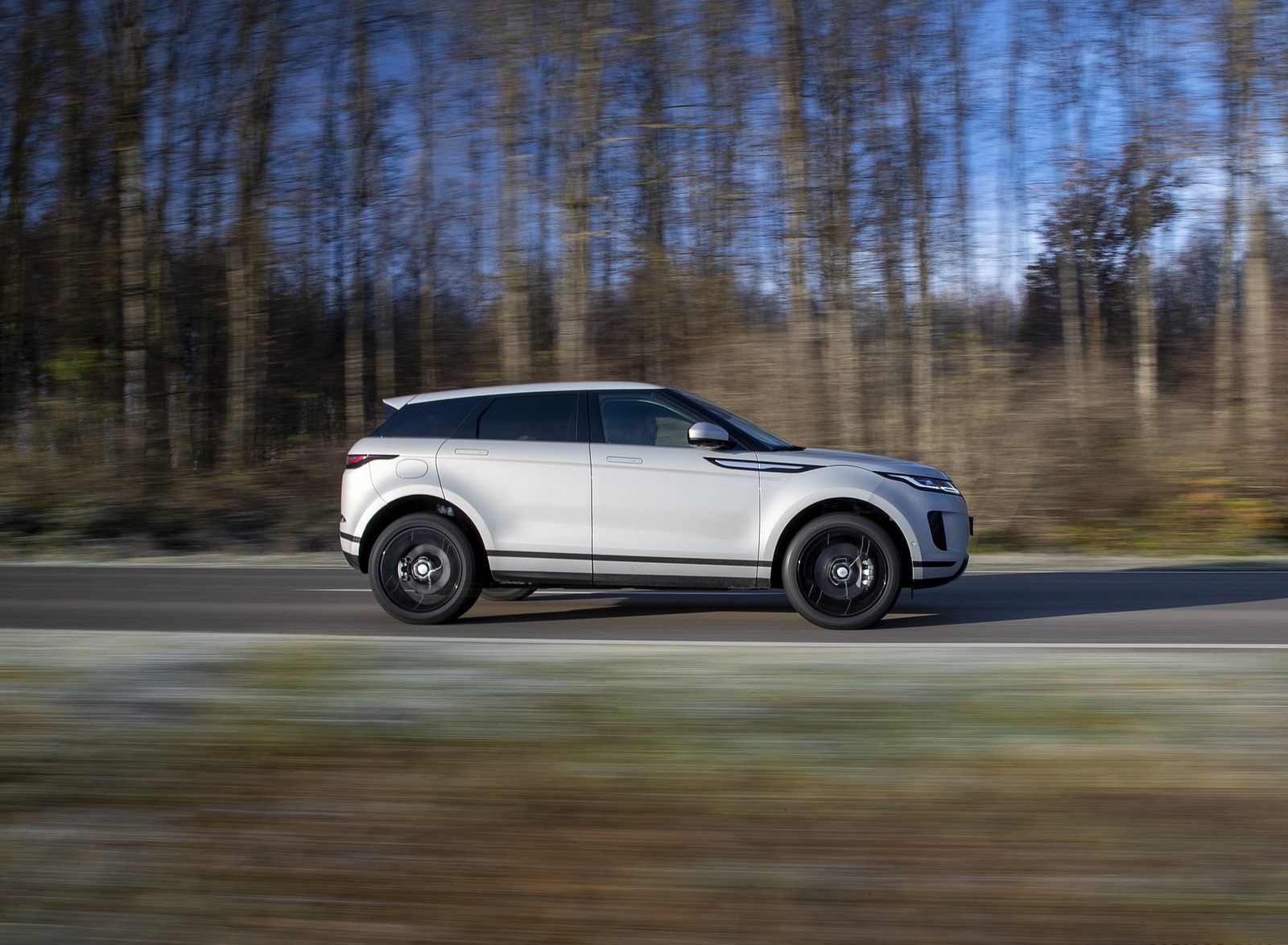 2021 Range Rover Evoque PHEV Side Wallpapers #10 of 55