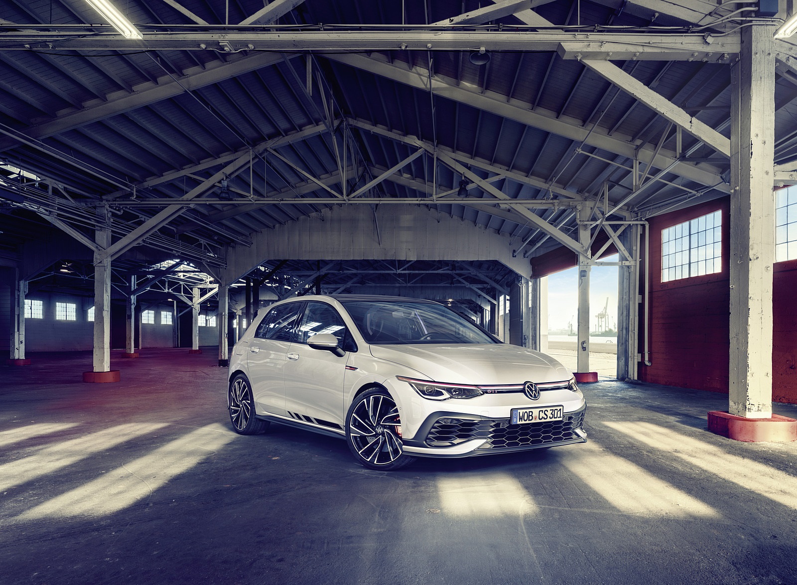 2021 Volkswagen Golf GTI Clubsport Front Three-Quarter Wallpapers #3 of 8