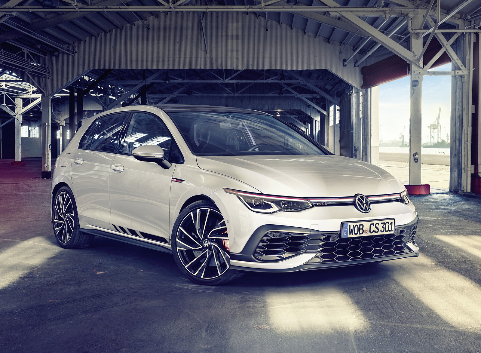 2021 Volkswagen Golf GTI Clubsport Front Three-Quarter Wallpapers (1). Download Wallpaper