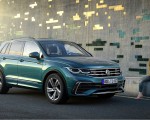 2021 Volkswagen Tiguan Front Three-Quarter Wallpapers  150x120 (31)
