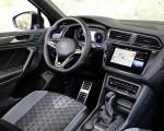 2021 Volkswagen Tiguan R-Line Interior Wallpapers 150x120 (11)