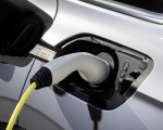 2021 Volkswagen Touareg eHybrid Charging Wallpapers 150x120 (26)