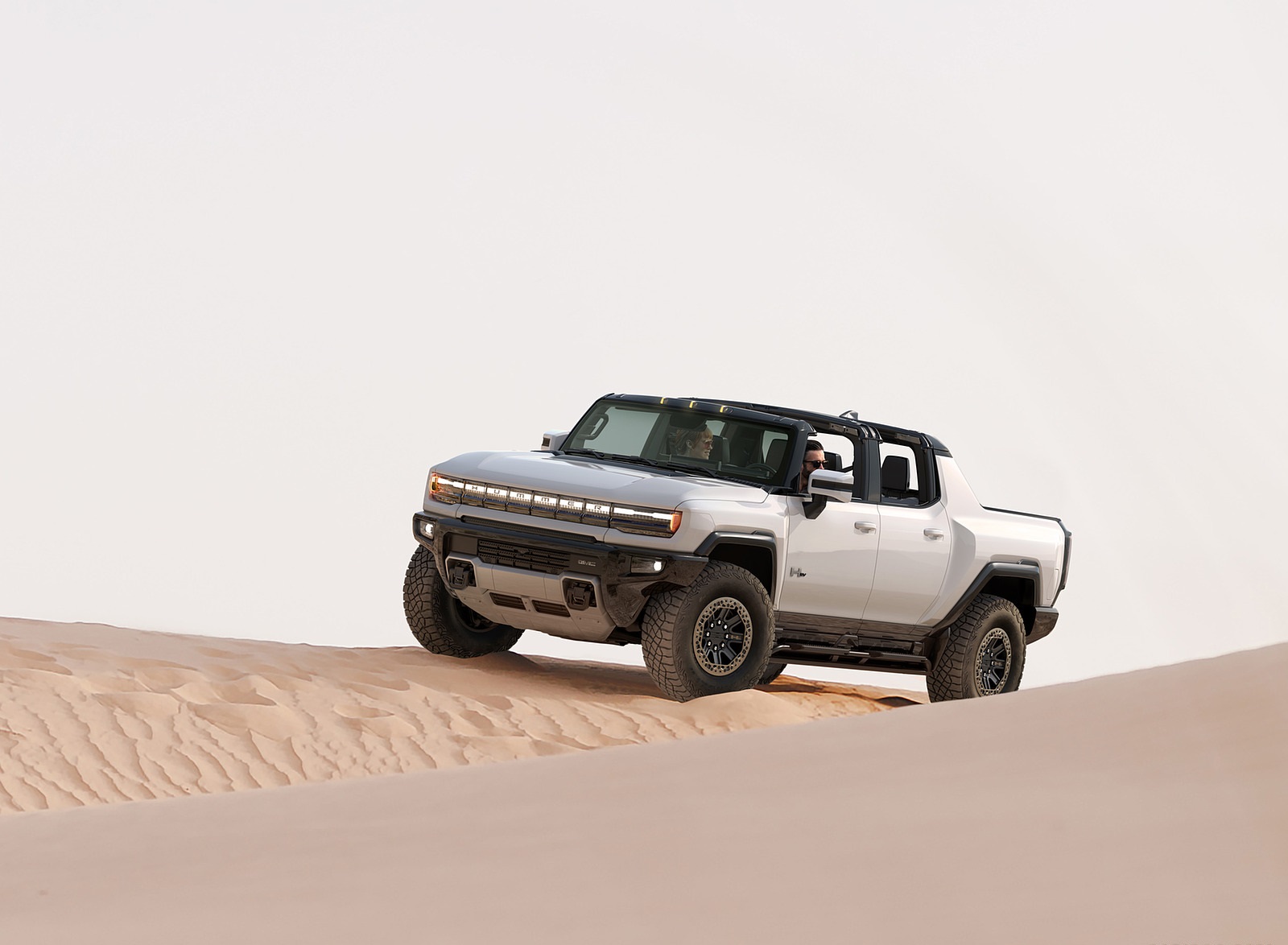 2022 GMC HUMMER EV Edition 1 Front Three-Quarter Wallpapers #11 of 56