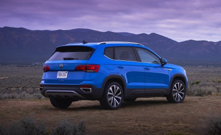 2022 Volkswagen Taos Rear Three-Quarter Wallpapers 450x275 (12)
