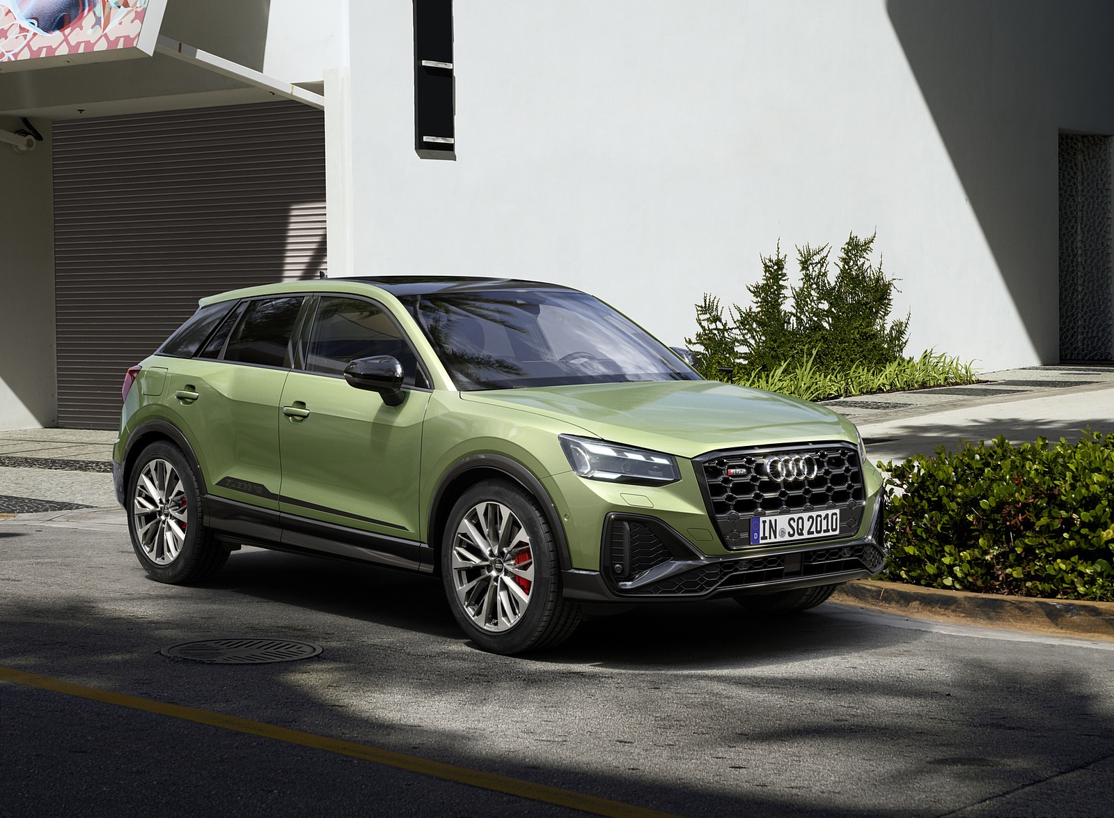 2021 Audi SQ2 (Color: Apple Green Metallic) Front Three-Quarter Wallpapers #3 of 19