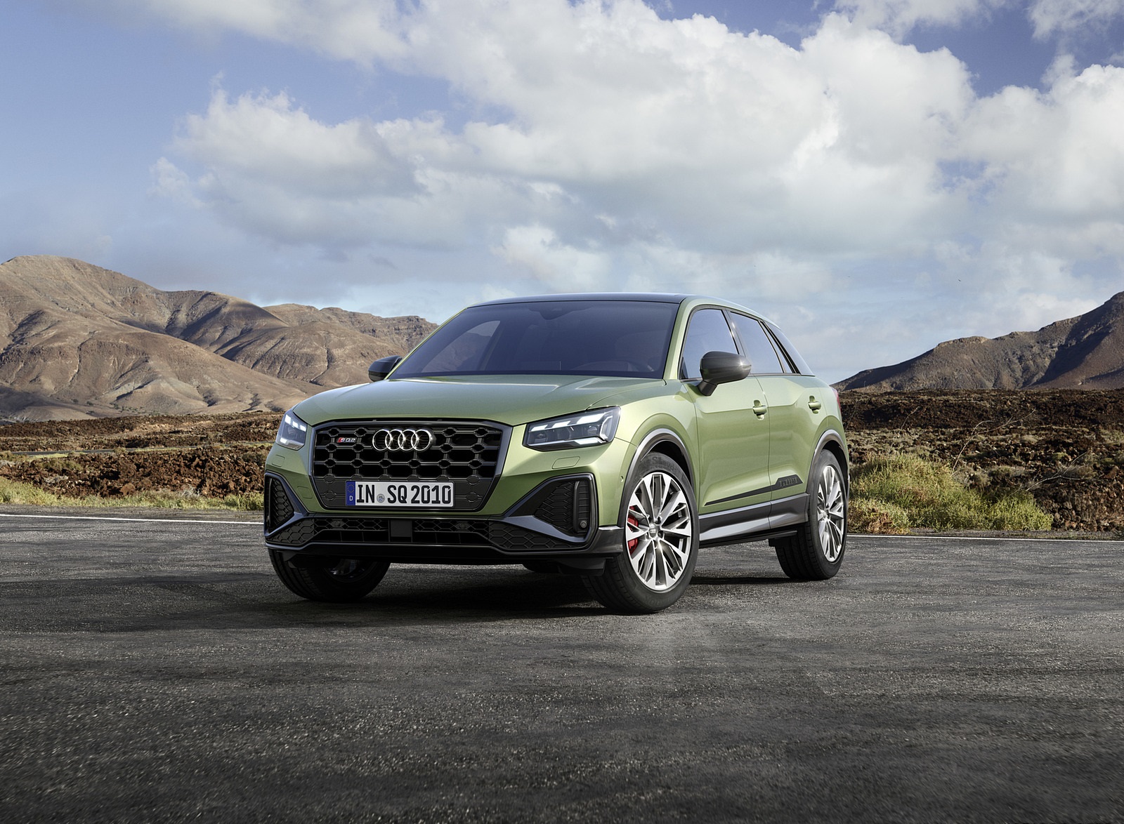 2021 Audi SQ2 (Color: Apple Green Metallic) Front Three-Quarter Wallpapers #4 of 19