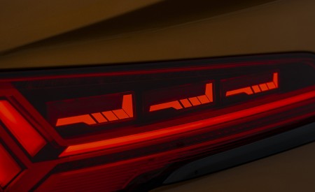 2021 Audi SQ5 Sportback TDI (Color: Dragon Orange) Tail Light Wallpapers 450x275 (19)