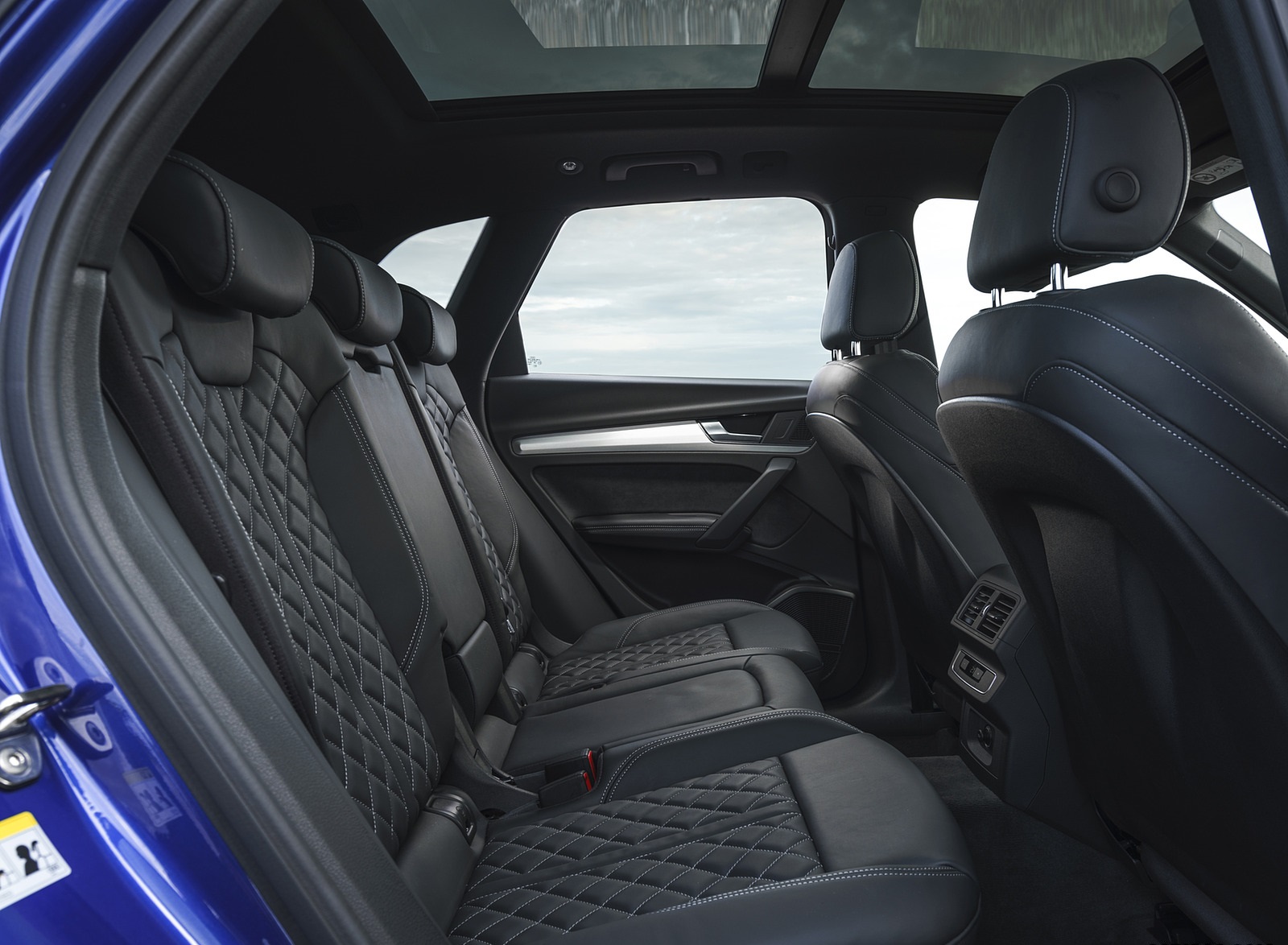 2021 Audi SQ5 TDI (UK-Spec) Interior Rear Seats Wallpapers #95 of 102