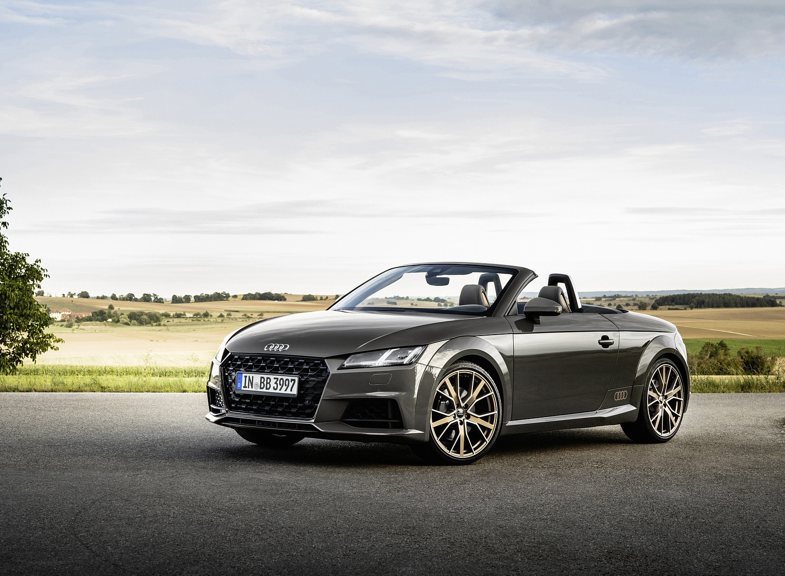 2021 Audi TT Roadster Bronze Selection (Color: Chronos Grey) Front Three-Quarter Wallpapers  (6)