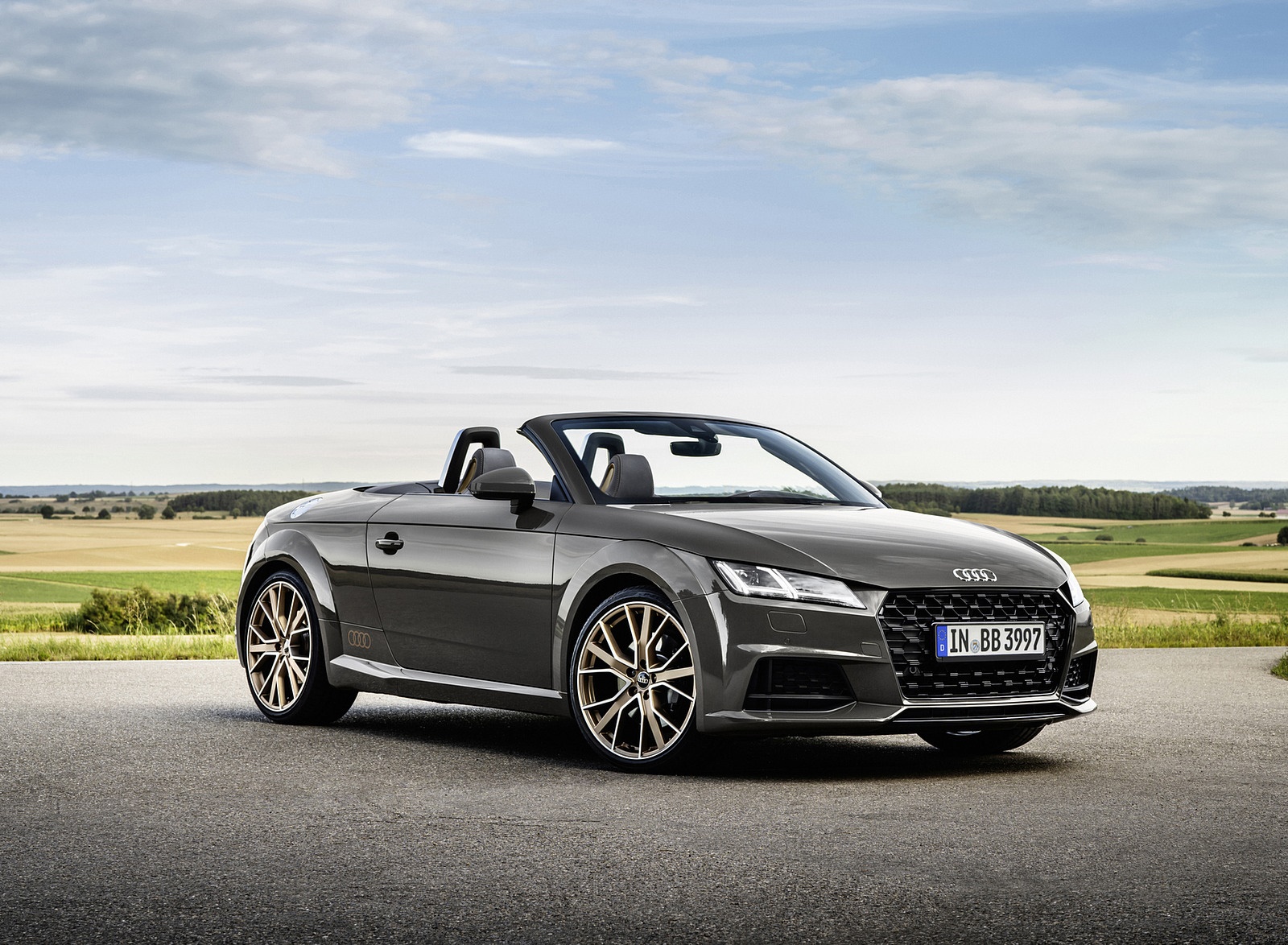 2021 Audi TT Roadster Bronze Selection (Color: Chronos Grey) Front Three-Quarter Wallpapers (7)