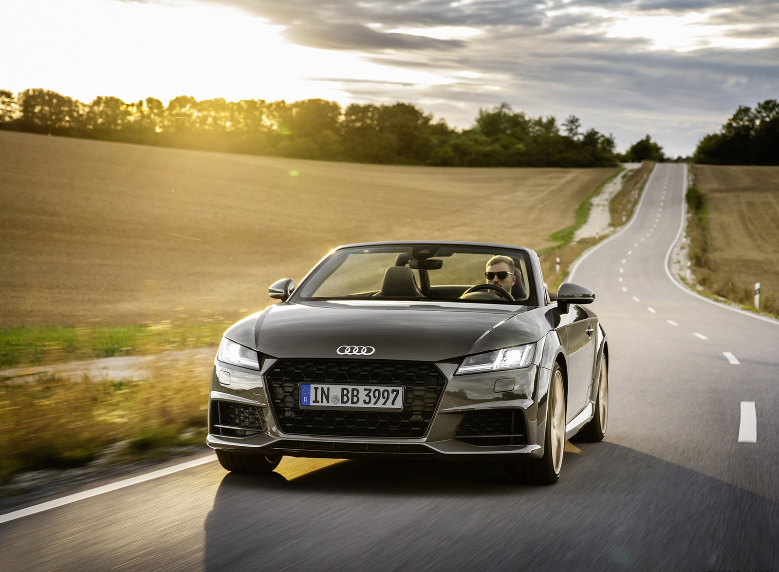 2021 Audi TT Roadster Bronze Selection (Color: Chronos Grey) Front Wallpapers  #4 of 13