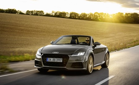 2021 Audi TT Roadster Bronze Selection (Color: Chronos Grey) Front Wallpapers 450x275 (5)