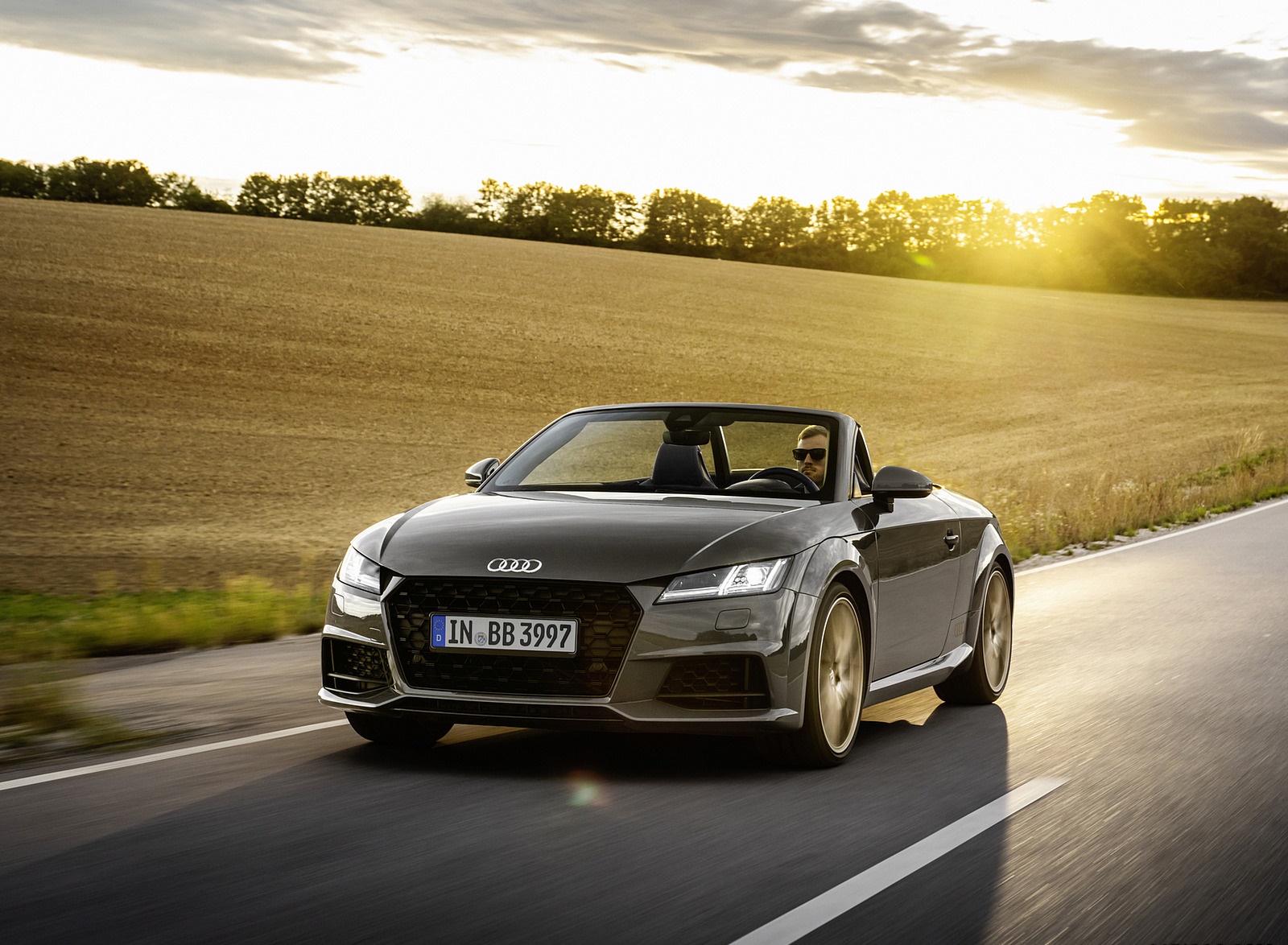 2021 Audi TT Roadster Bronze Selection (Color: Chronos Grey) Front Wallpapers (5)