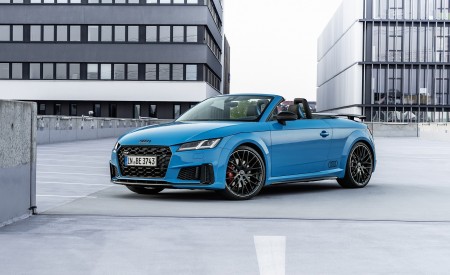 2021 Audi TTS Roadster Competition Plus (Color: Turbo Blue) Front Three-Quarter Wallpapers 450x275 (10)