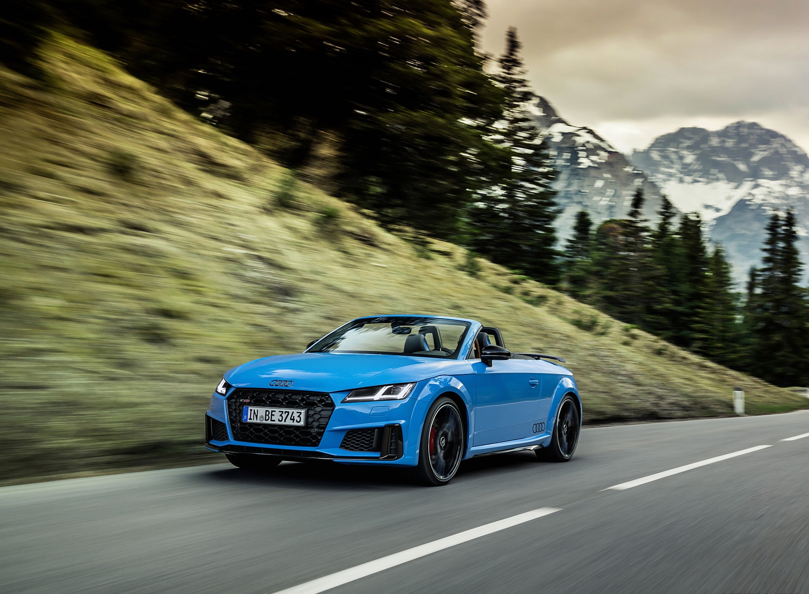 2021 Audi TTS Roadster Competition Plus (Color: Turbo Blue) Front Three-Quarter Wallpapers #7 of 10