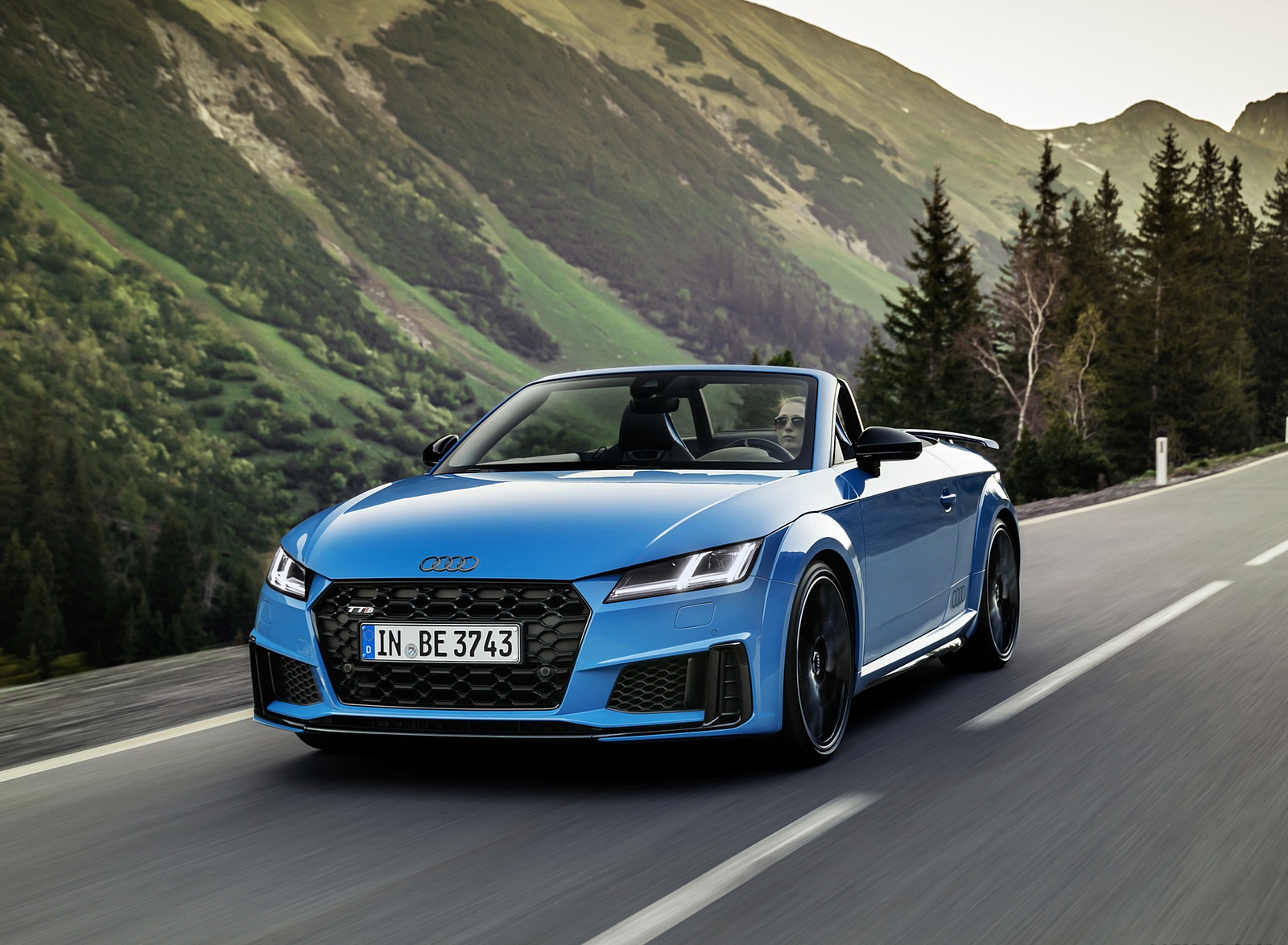 2021 Audi TTS Roadster Competition Plus (Color: Turbo Blue) Front Three-Quarter Wallpapers #1 of 10