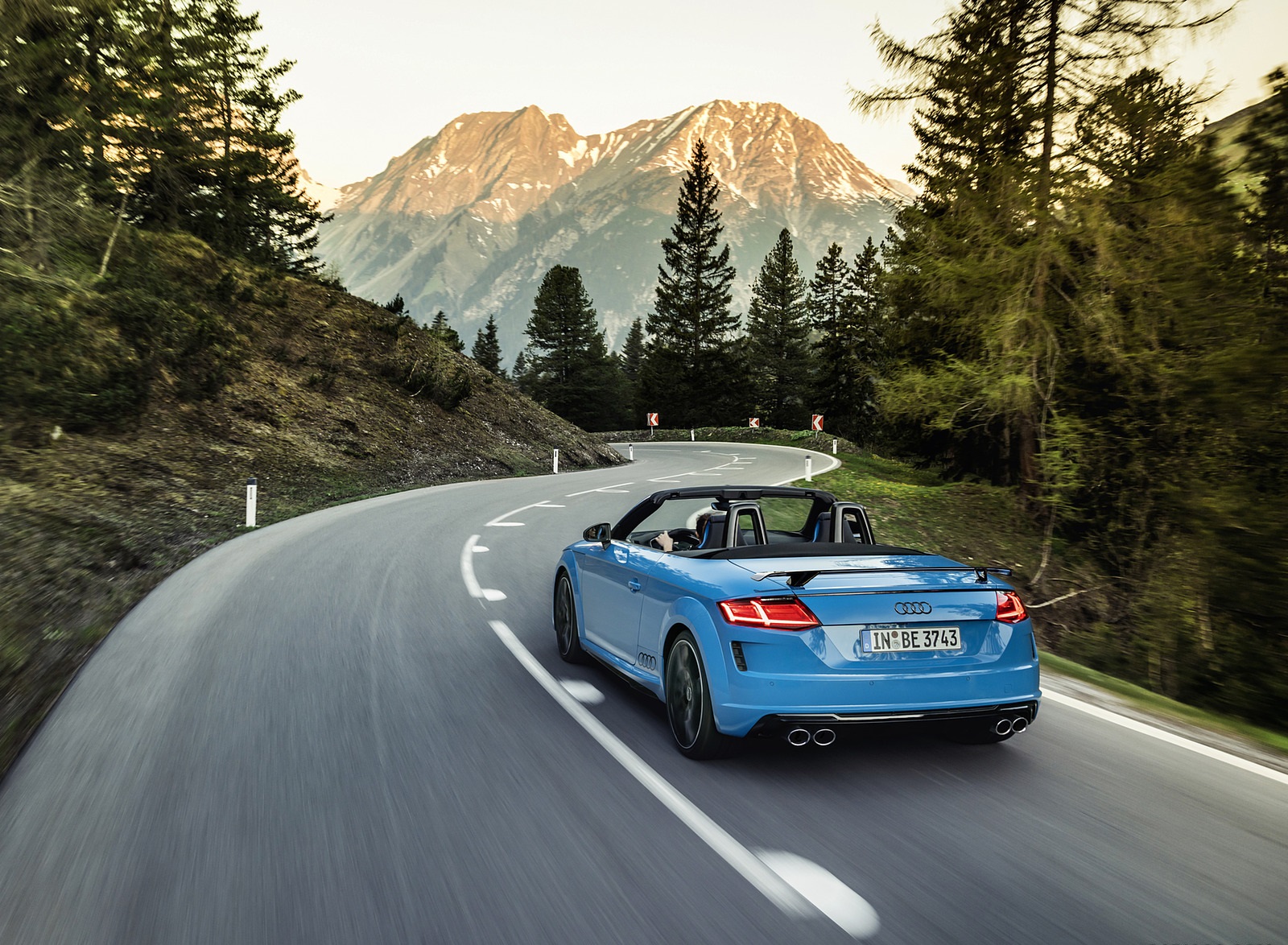 2021 Audi TTS Roadster Competition Plus (Color: Turbo Blue) Rear Three-Quarter Wallpapers  #3 of 10