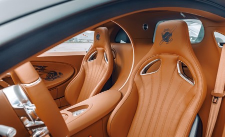 2021 Bugatti Chiron Sport Les Légendes du Ciel Interior Seats Wallpapers 450x275 (17)